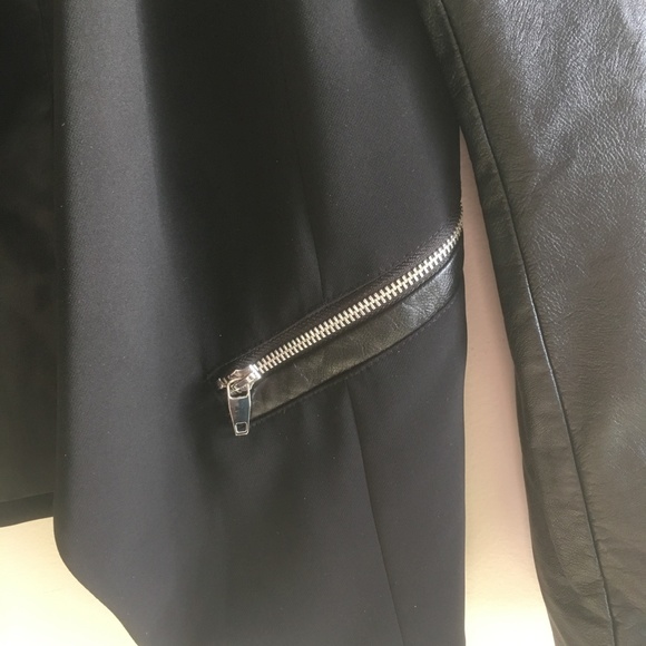 2 for 25 💥 H&M Black Blazer Jacket / Cardigan w/ Faux Leather / Cuir details 10 - Picture 2 of 6